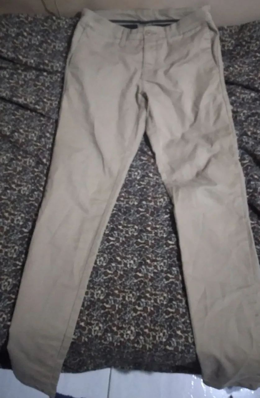 Calça bege  - Foto 2