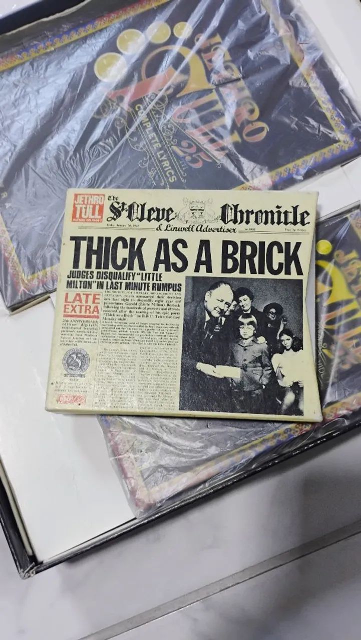Box Jethro Tull, Comemoração De 25 Anos - CDs, DVDs etc - Cassino