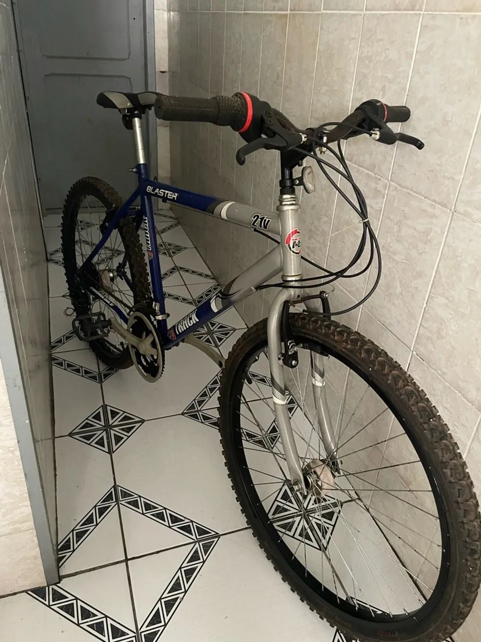 Bicicleta  - Foto 2