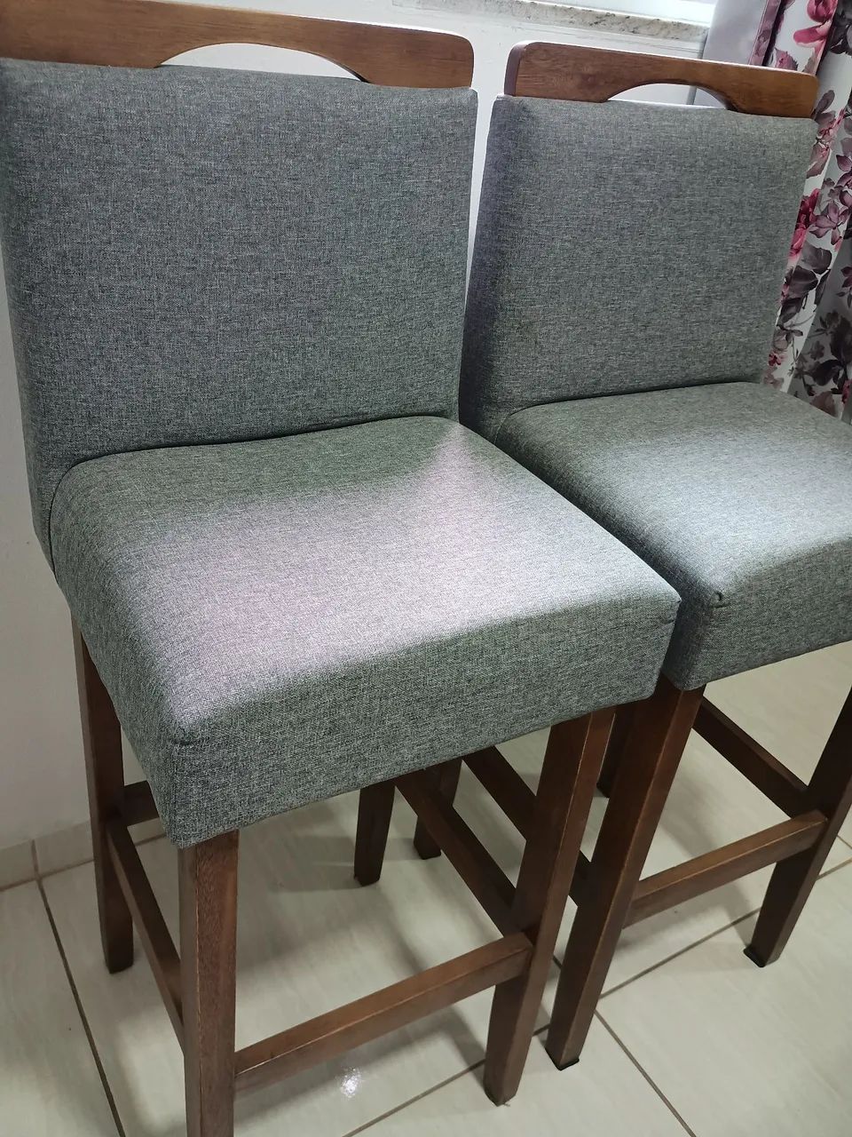 Par de banquetas 