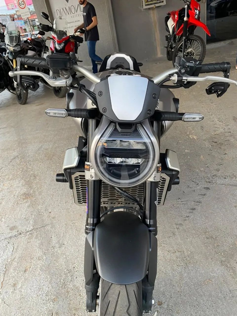 CB1000R - Foto 4