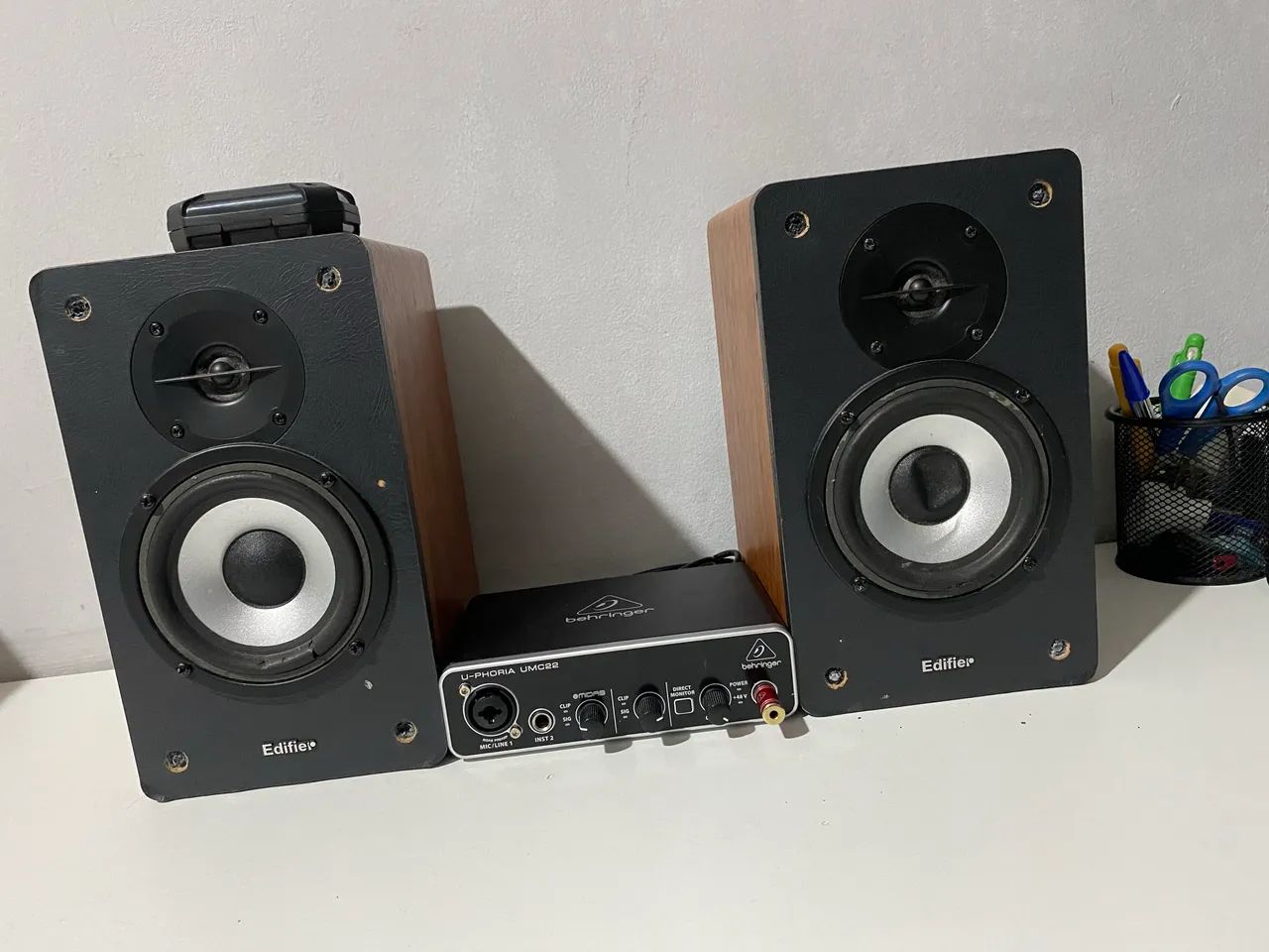 Interface de áudio + monitores 