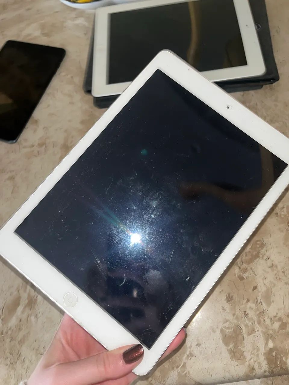 iPad prata air de 1ª geração 16GB, com WI-FI e 4G - Foto 3