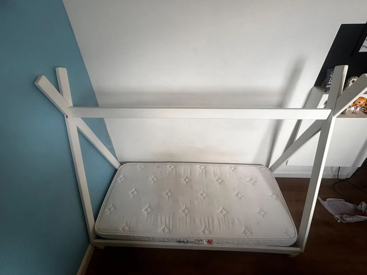 Cama infantil usada com colchão  - Foto 4