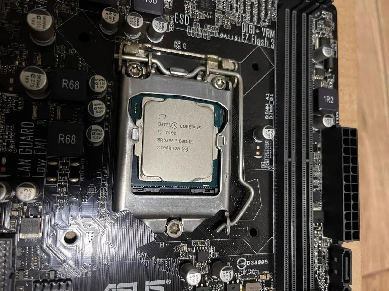 Kit Asus H110M-CS + I5 7400 - Foto 3