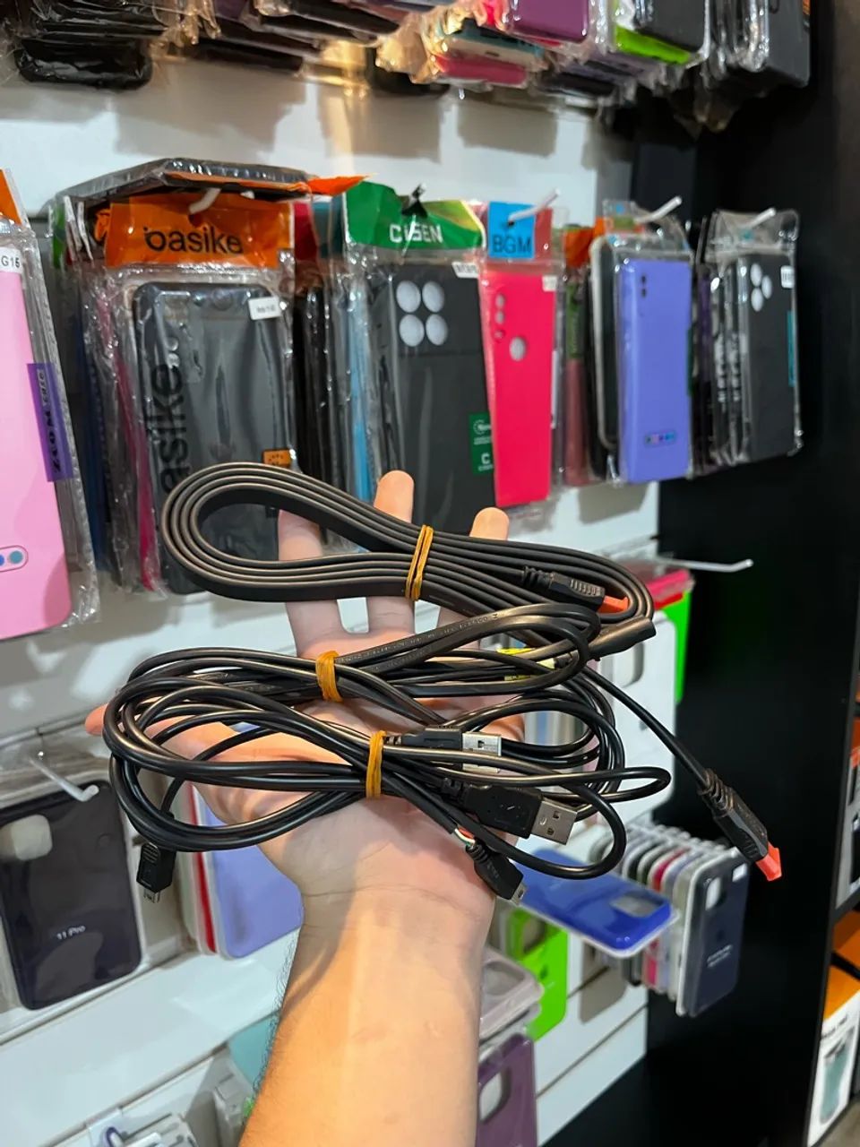PS3 SLIM + 2 CONTROLES - Foto 5