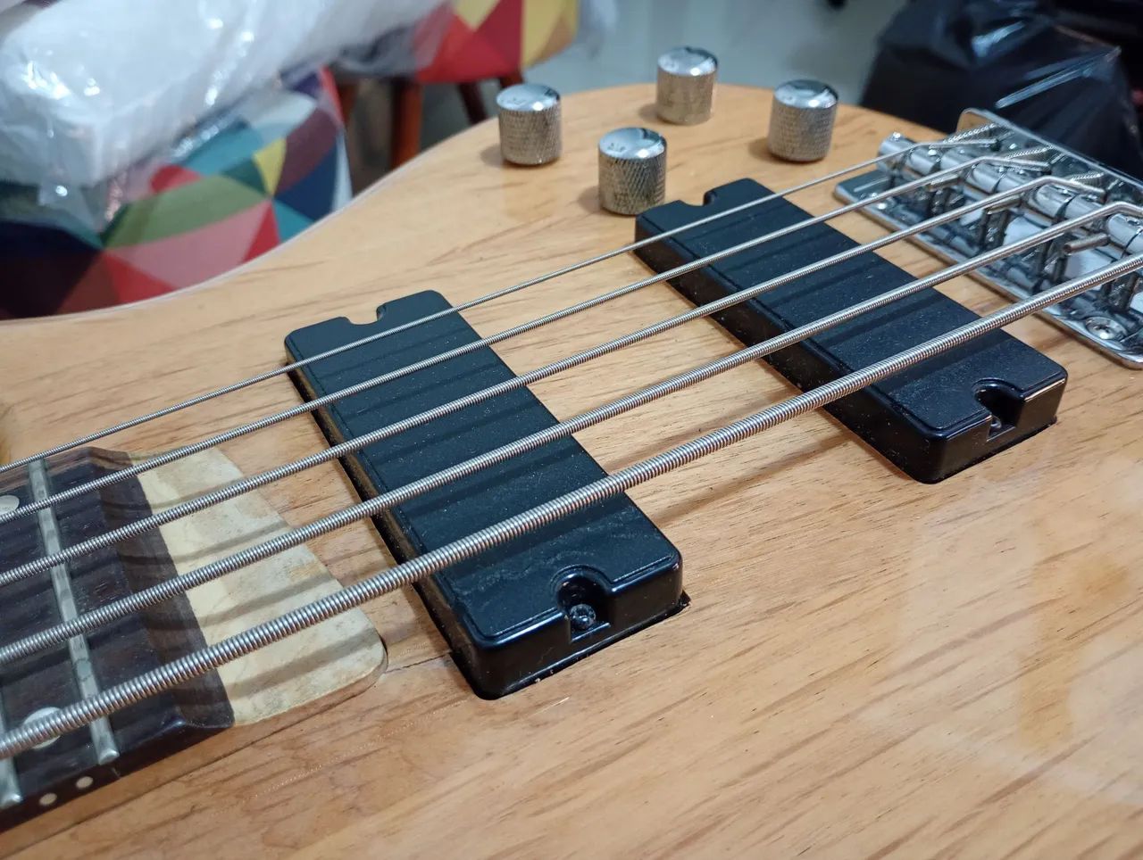 Baixo 5 cordas passivo Memphis by Tagima TB 540 ano 2008 - Foto 3