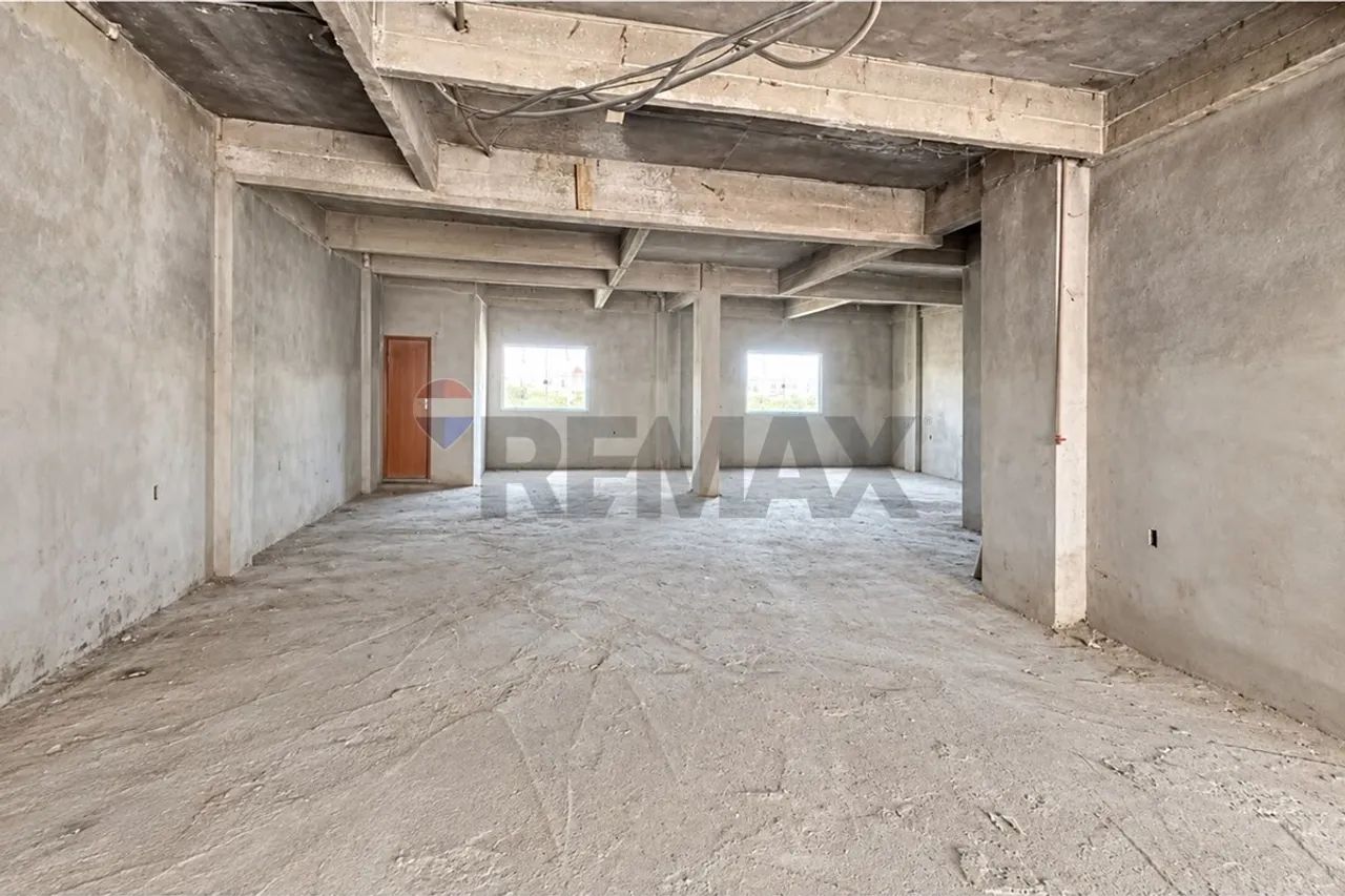 OPORTUNIDADE - Ponto Comercial Amplo