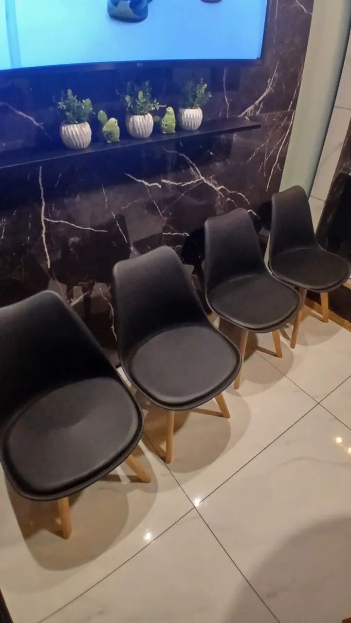 Cadeiras 4 unidades modelo com almofada  - Foto 5