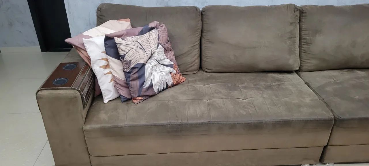 Sofá espaçoso  - Foto 4