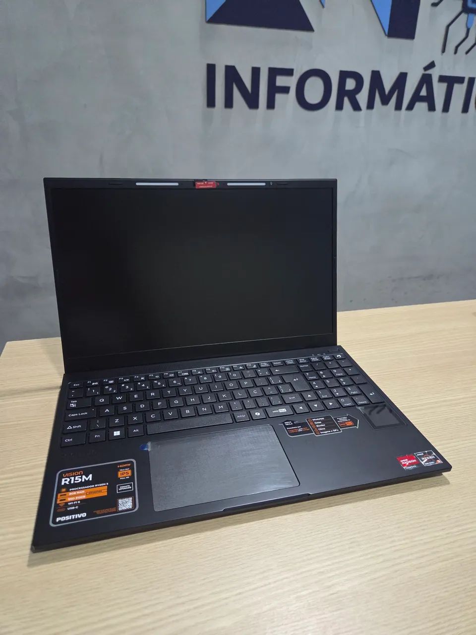 Notebook Ryzen 5 5625u/ 8gb de ram e SSD 512gb