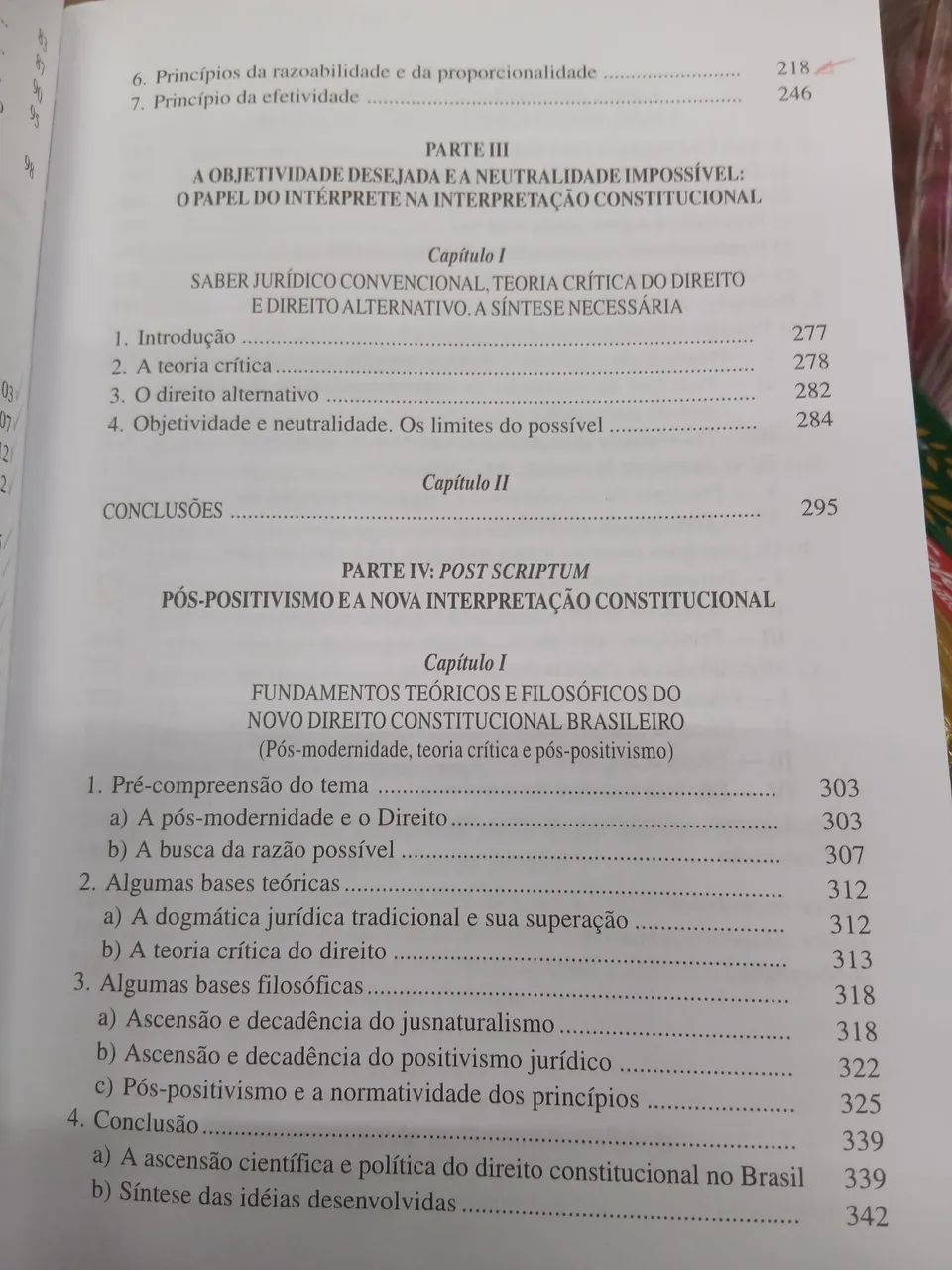 Livro interpretação e aplicação da constituição Luís Roberto barroso  - Foto 2