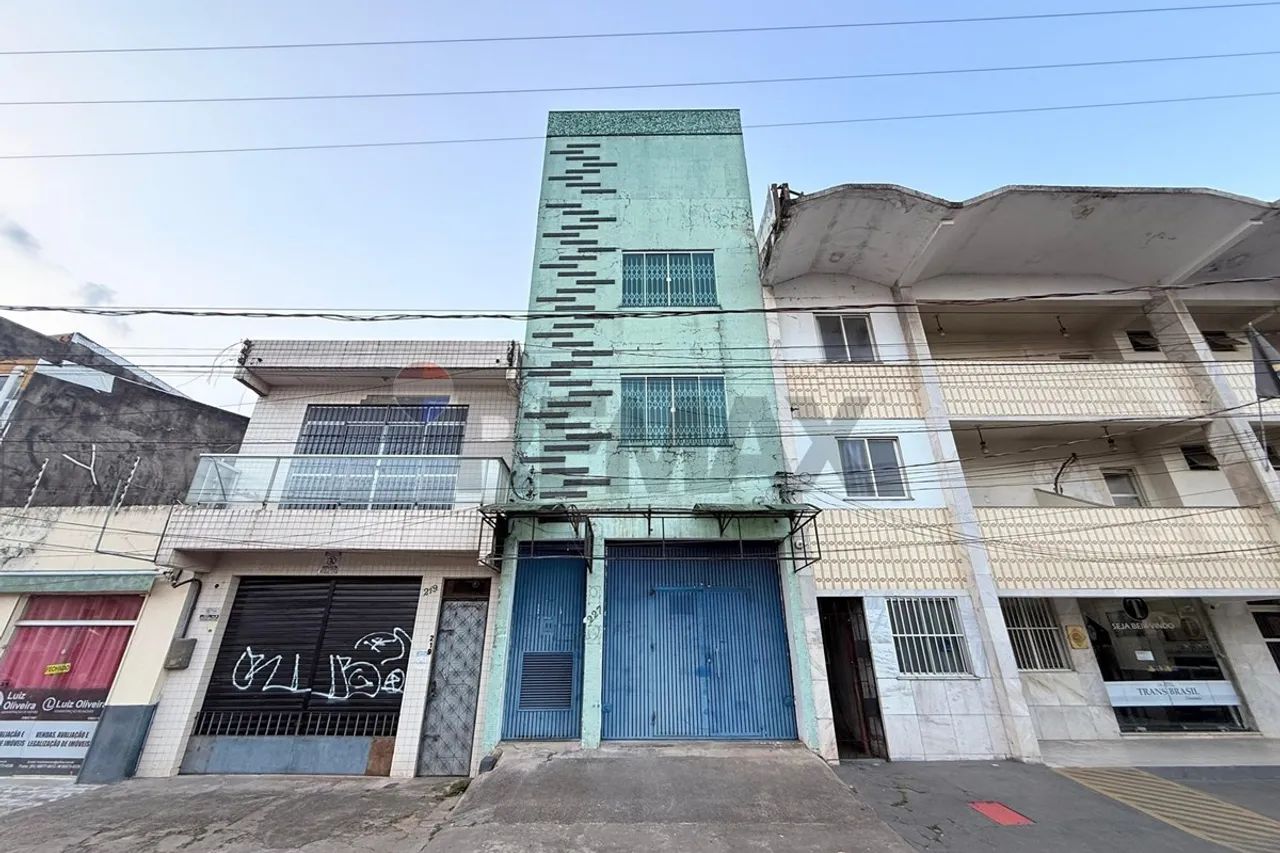 Prédio Comercial com 428 m² na Av. Cipriano Santos  São Brás