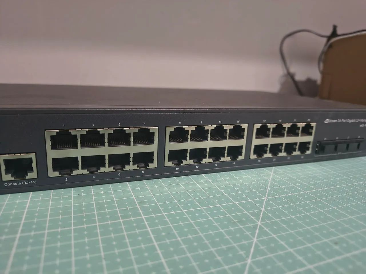 Switch TP link TL SG3428 24 portas funcionando perfeitamente 