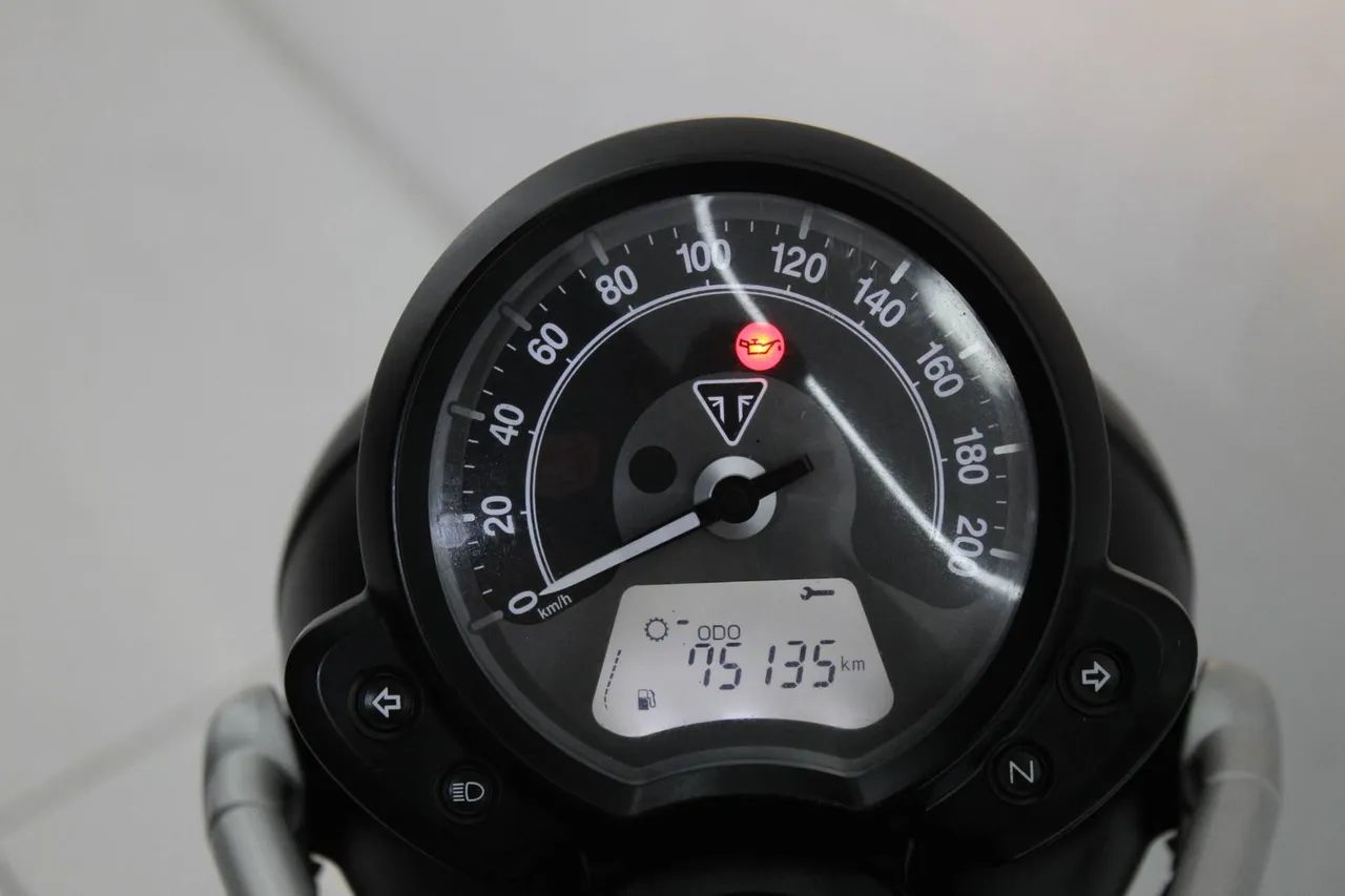 TRIUMPH STREET SCRAMBLER - Foto 5