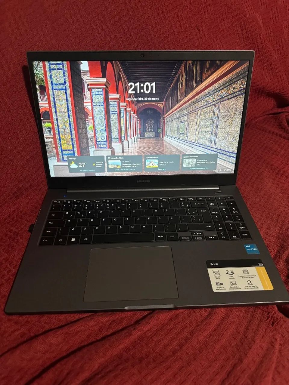 Notebook Samsung Intel Celeron 238GB 4GB RAM