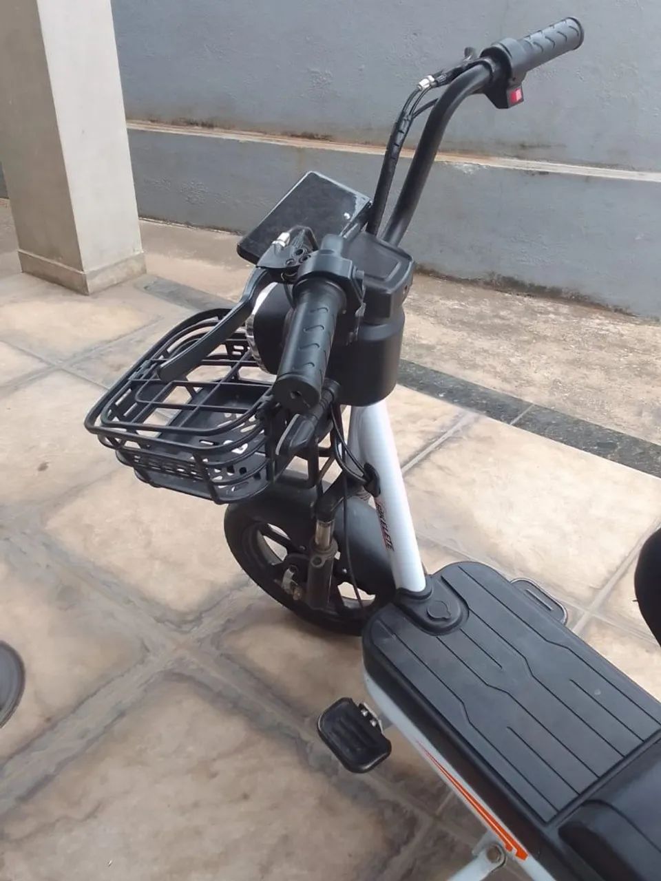 Bicicleta eletrica 10 meses de uso - Foto 3