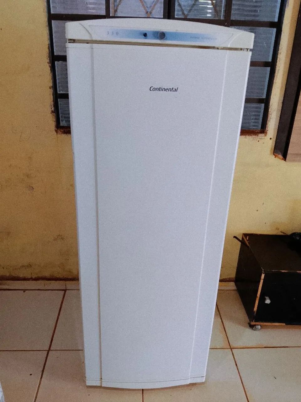 Vendo geladeira funcionando perfeitamente 