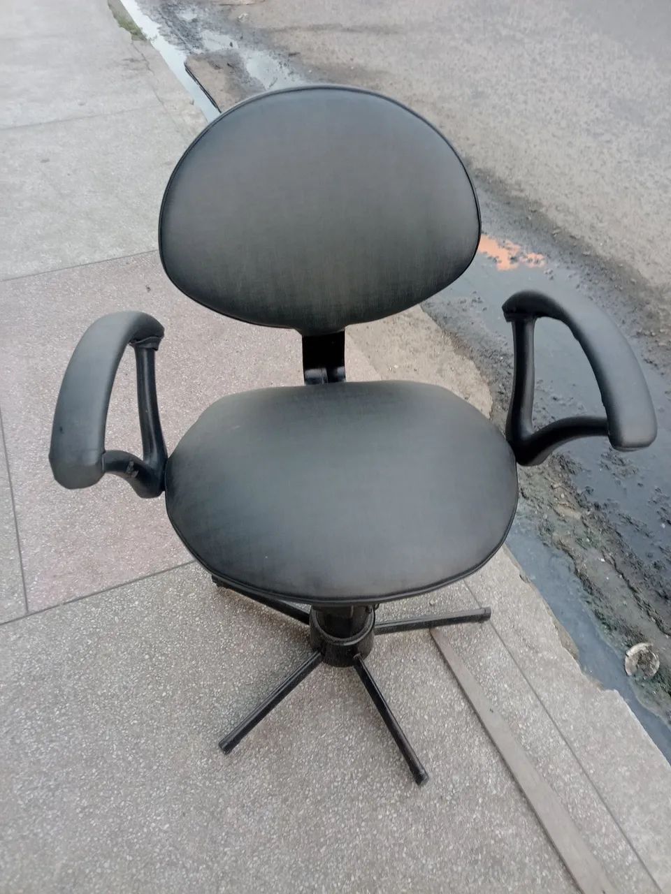 Cadeira pra salão ou barbearia 