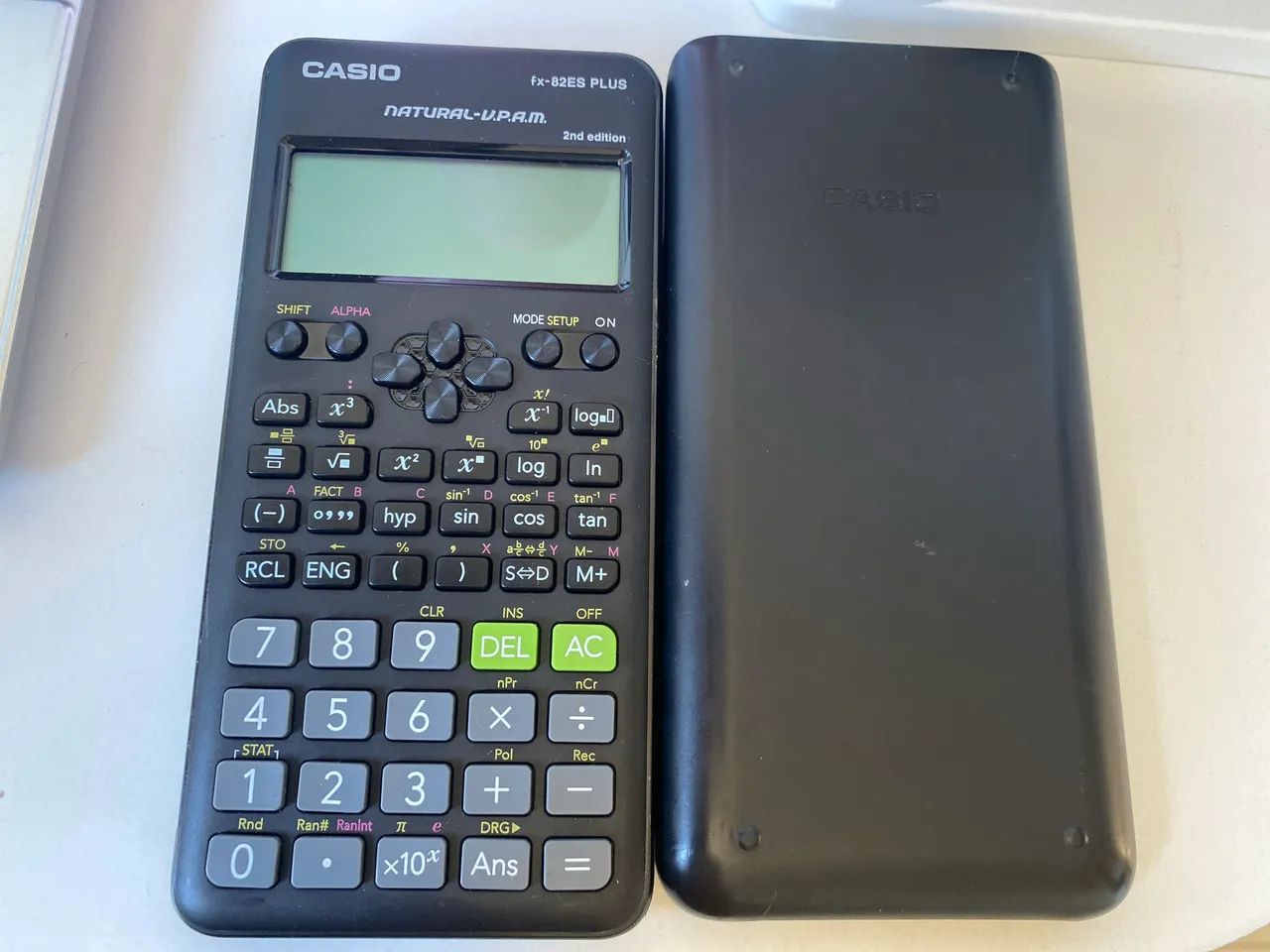 Calculadora Científica Casio FX-82ES Plus - Foto 2