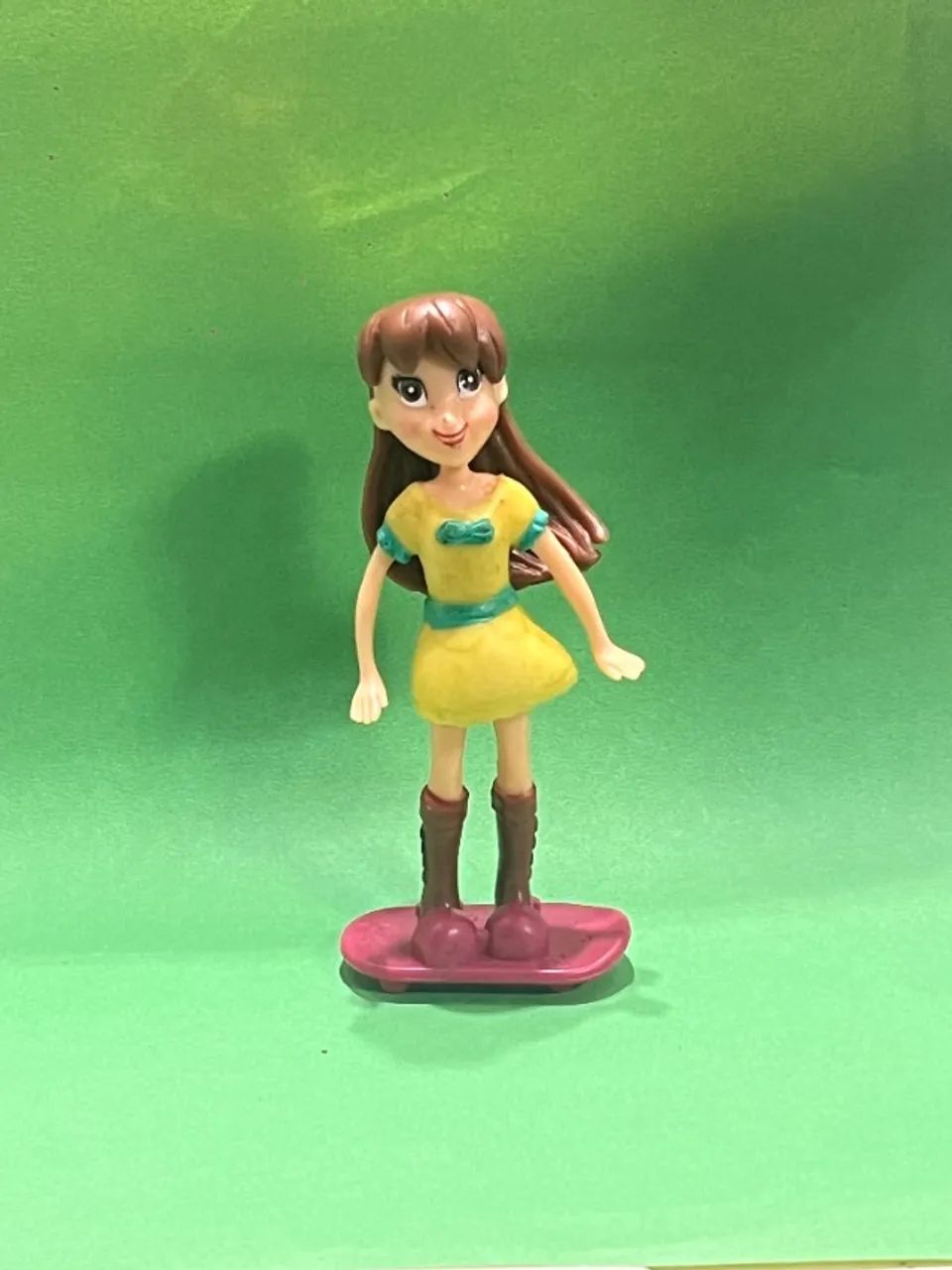 Boneca miniatura importada
