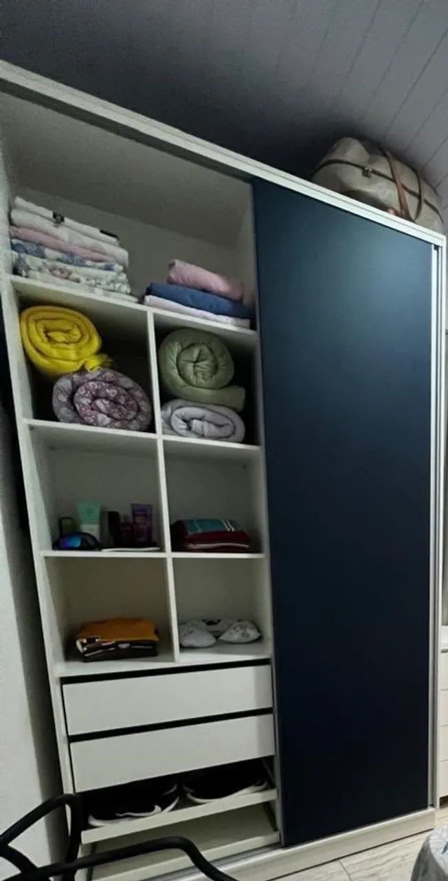 Vendo esse guarda roupa 