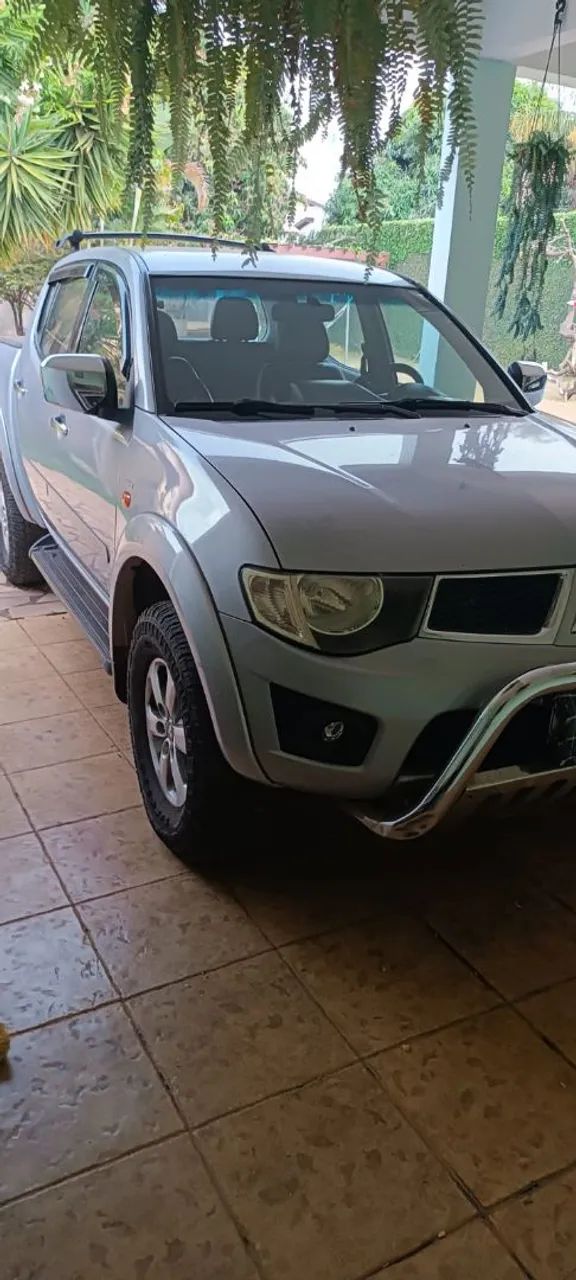 Mitsubishi L200 EVOLUTION 3.2 4X4 TB INT. DIESEL 2012