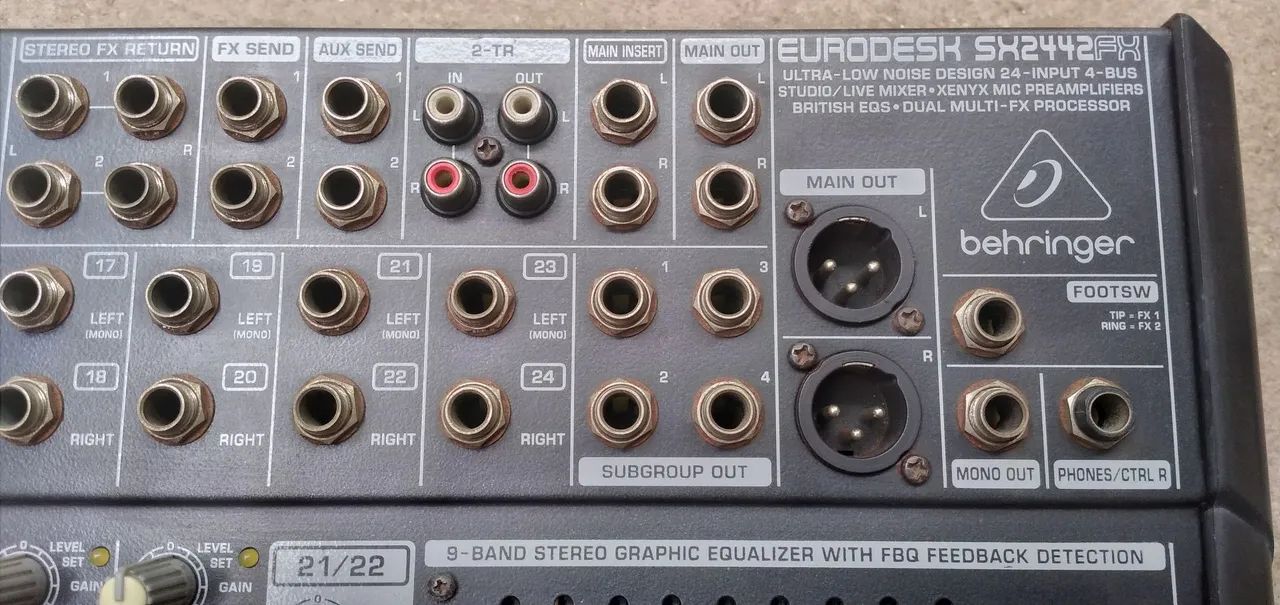 Mesa de som 24 canais behringer  - Foto 2