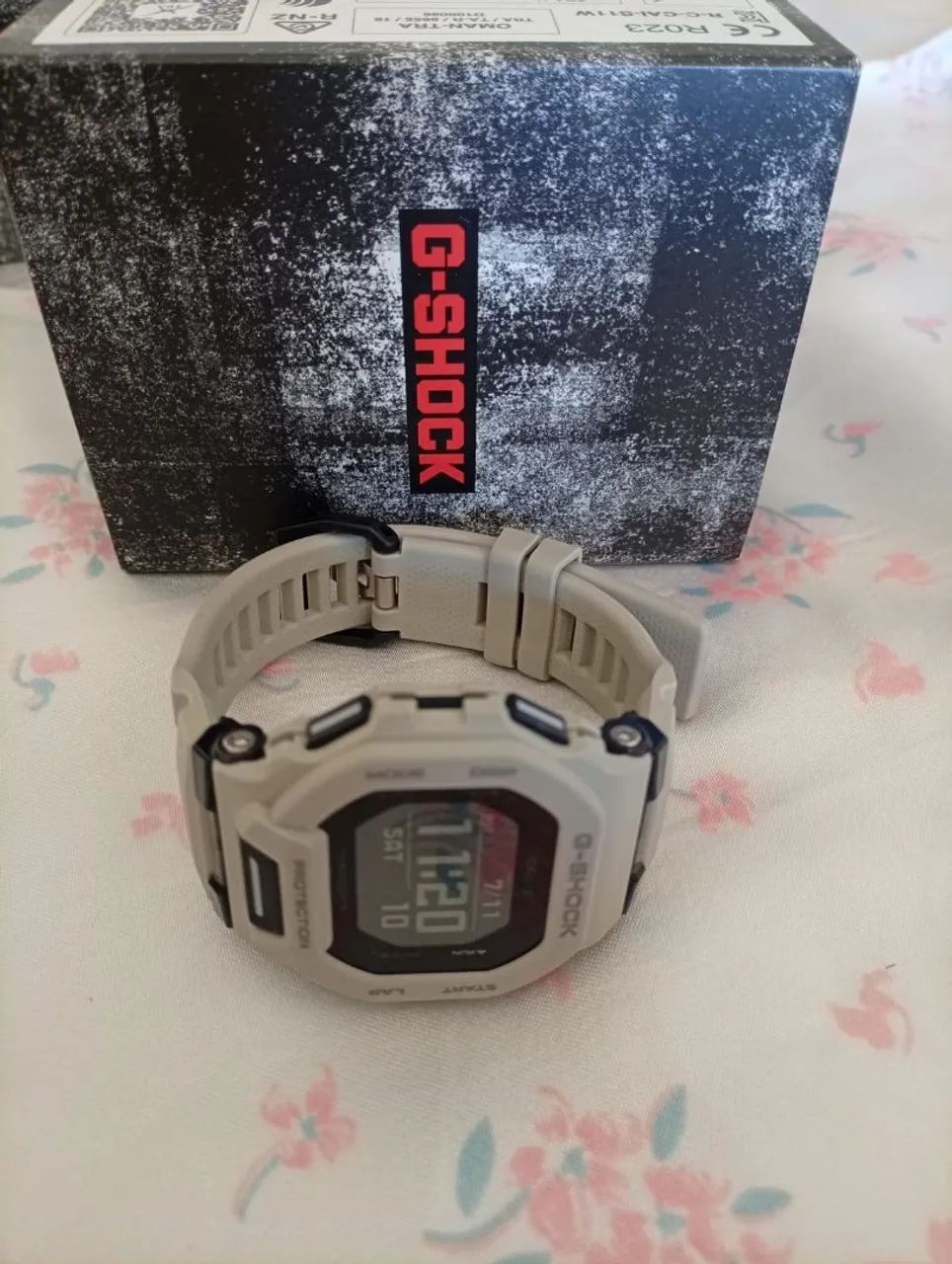 Relógio Casio G-Shock GBD-200UU-9DR Original Completo com Caixa e Manual - Foto 2