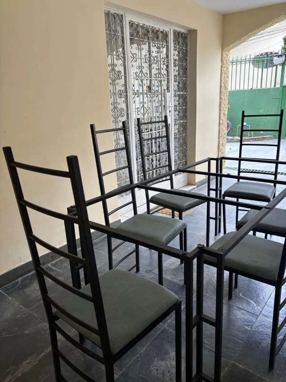 Mesa com 6 lugares - S/ Tampo - Foto 3