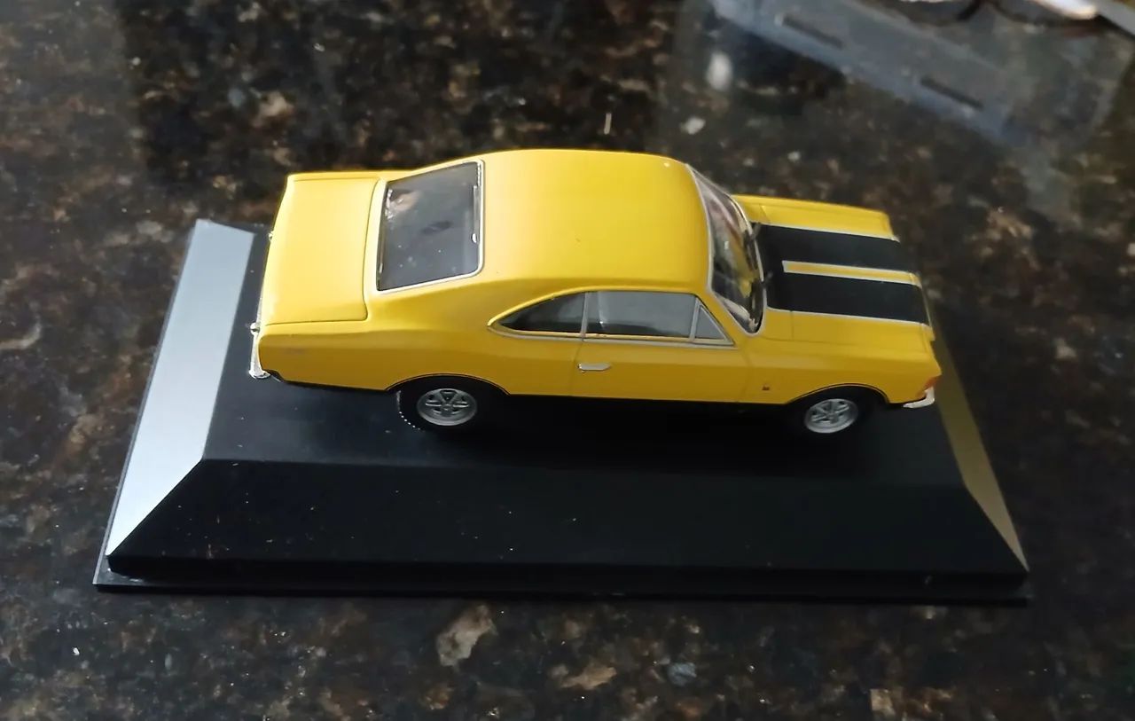 Miniatura Opala SS 1976 esc. 1:43 - Foto 3