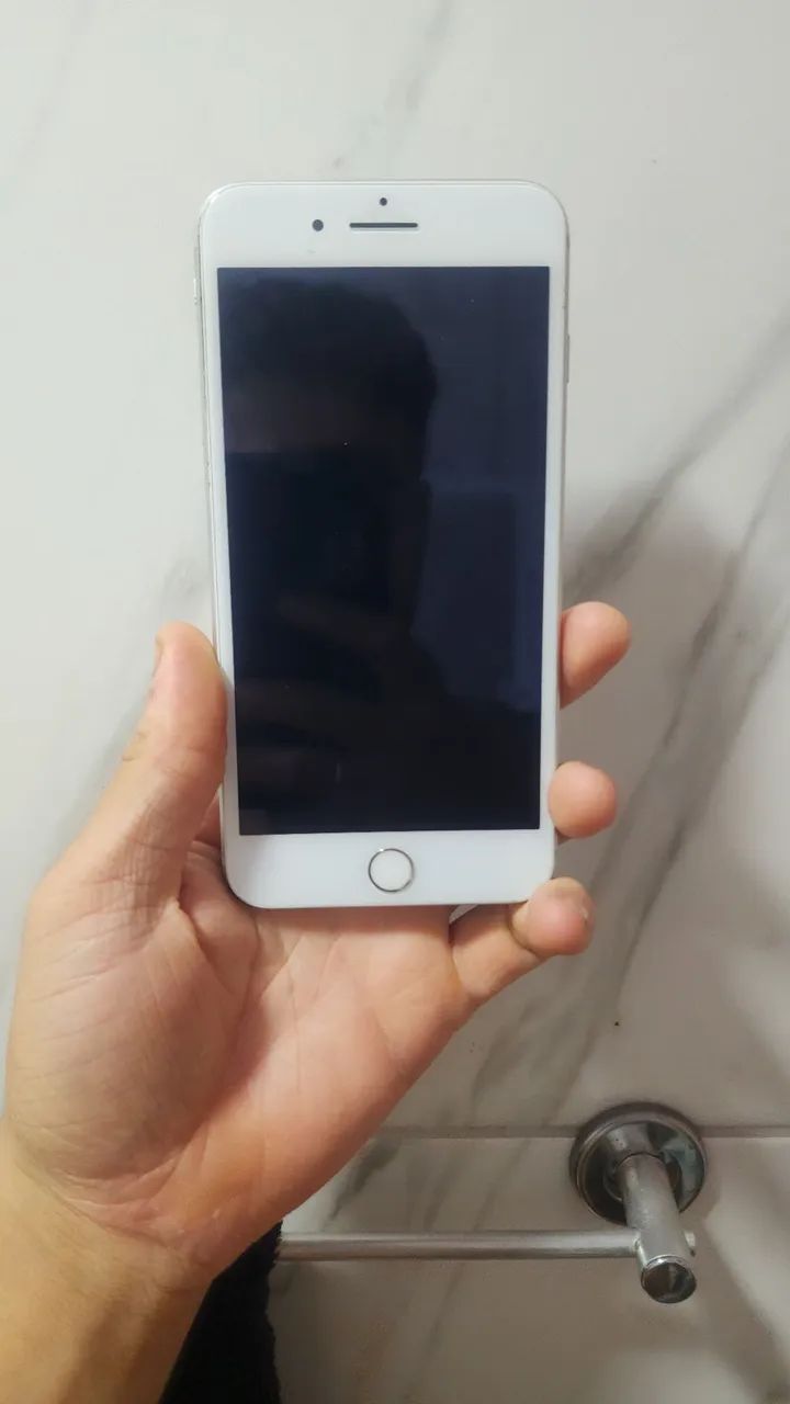 IPHONE 8 PLUS