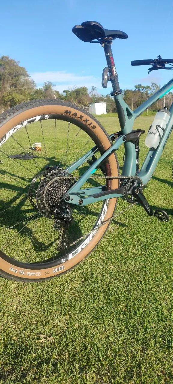 Bicicleta aro 29 de carbono - Foto 2