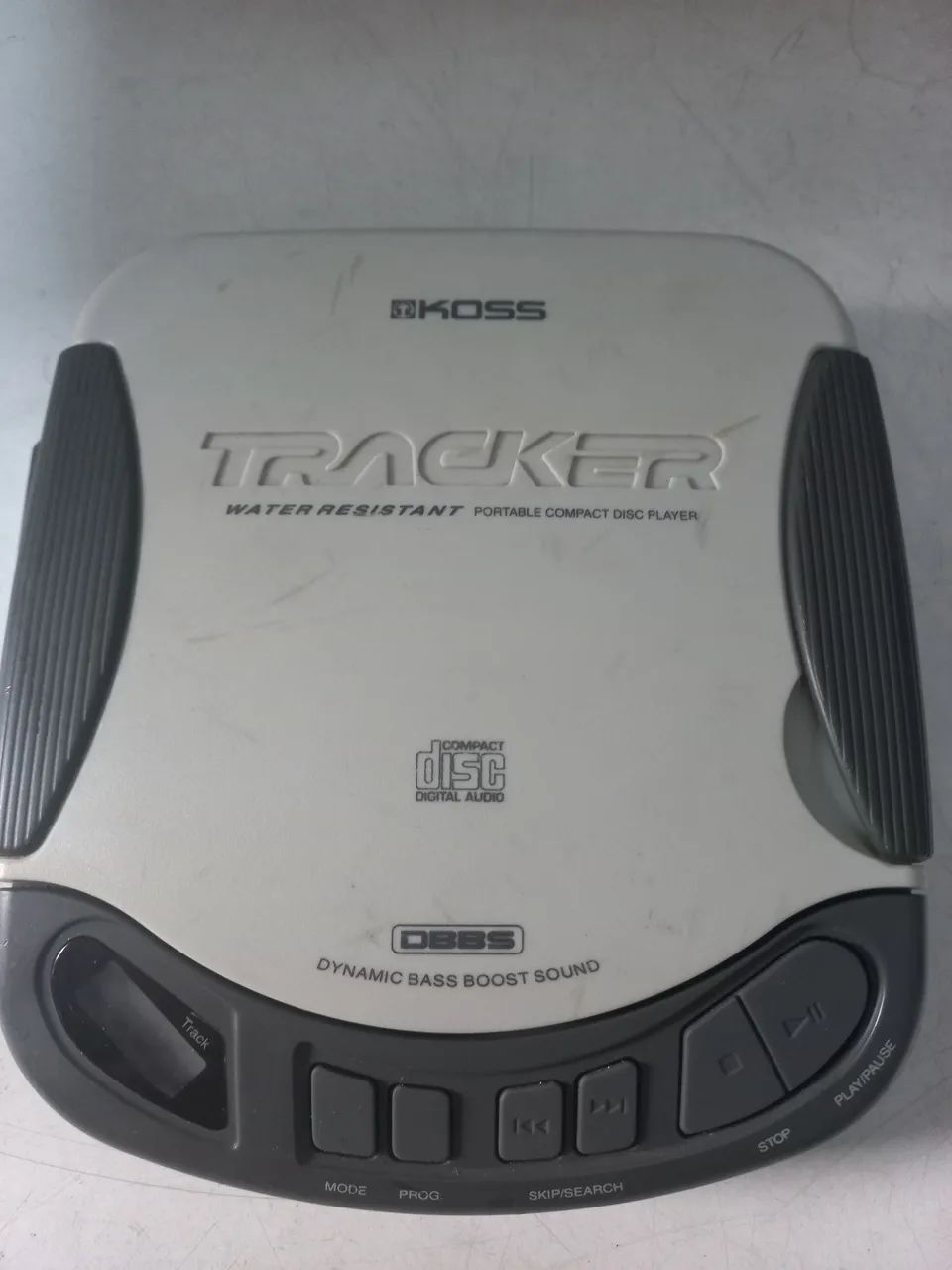 DISCMAN ANTIGO KOSS TRACKER MOD.CDP 450  para arrumar 