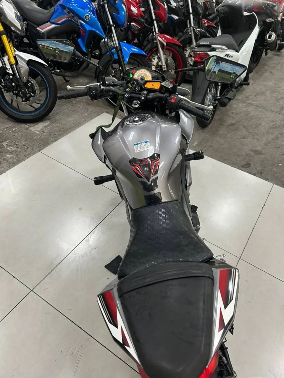 KAWASAKI NINJA 300 - Foto 5