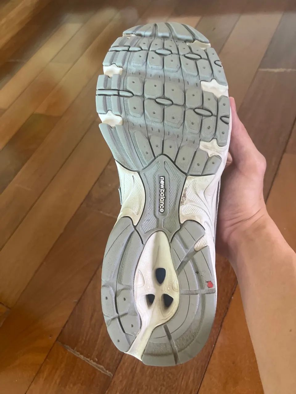 Tênis New Balance 740 prata Tam.40 - Foto 4