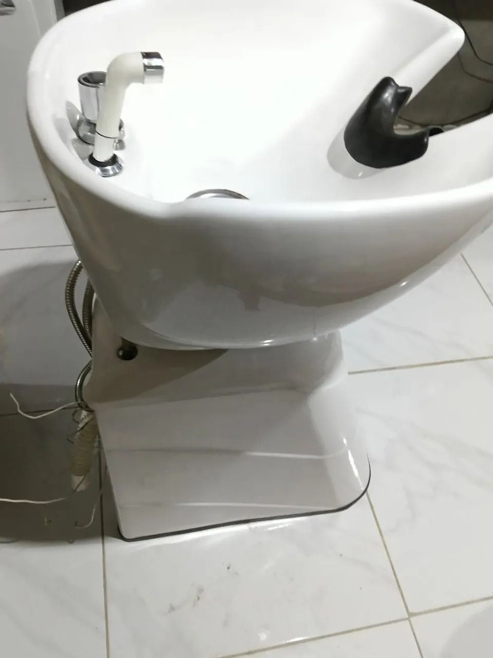 Lavatório de louça para salão de beleza - Foto 3
