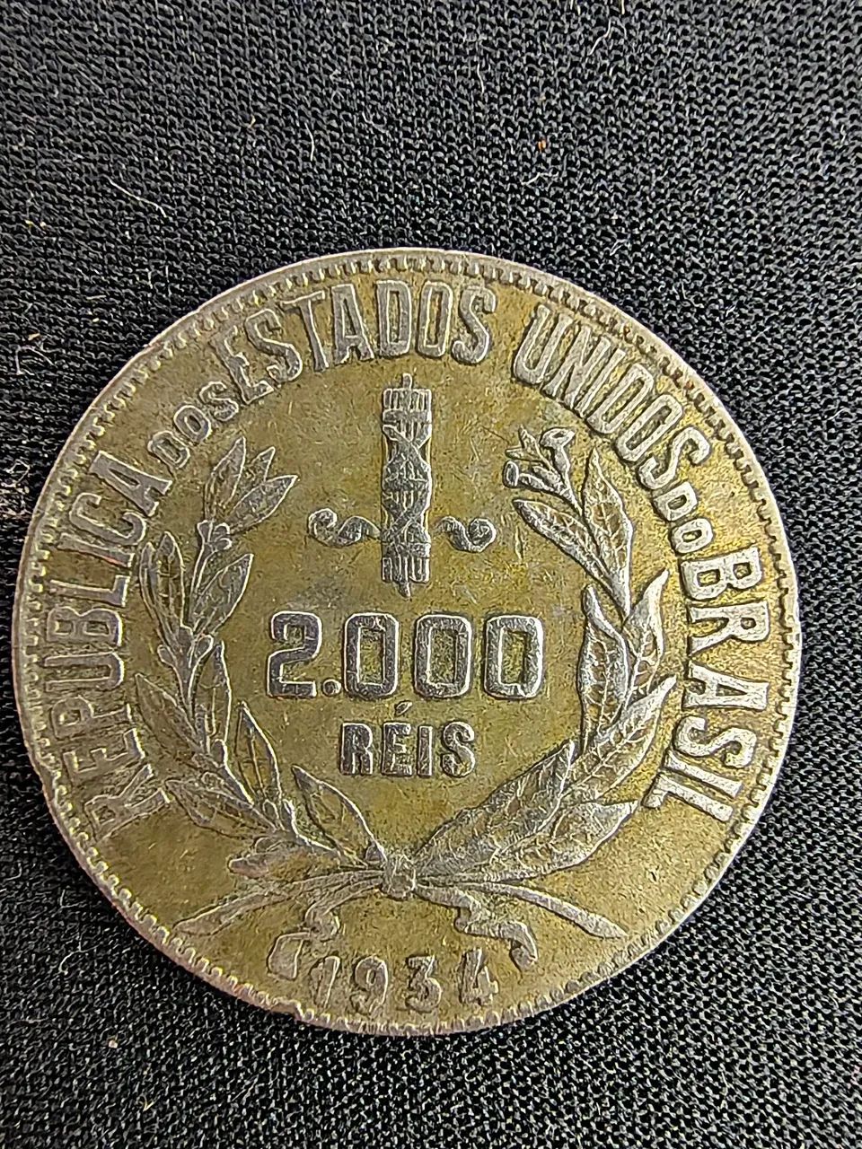 Moedas antigas de 2000 Reis 1934 e 1931 - Foto 3