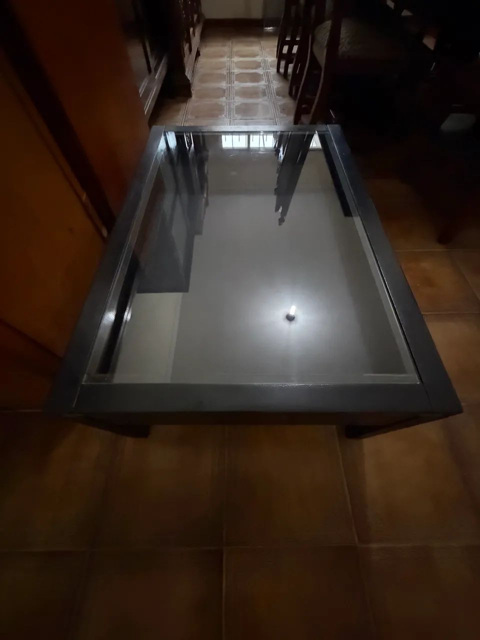 Mesa de Centro Expositora com Vidro Tok Stok Armazém 