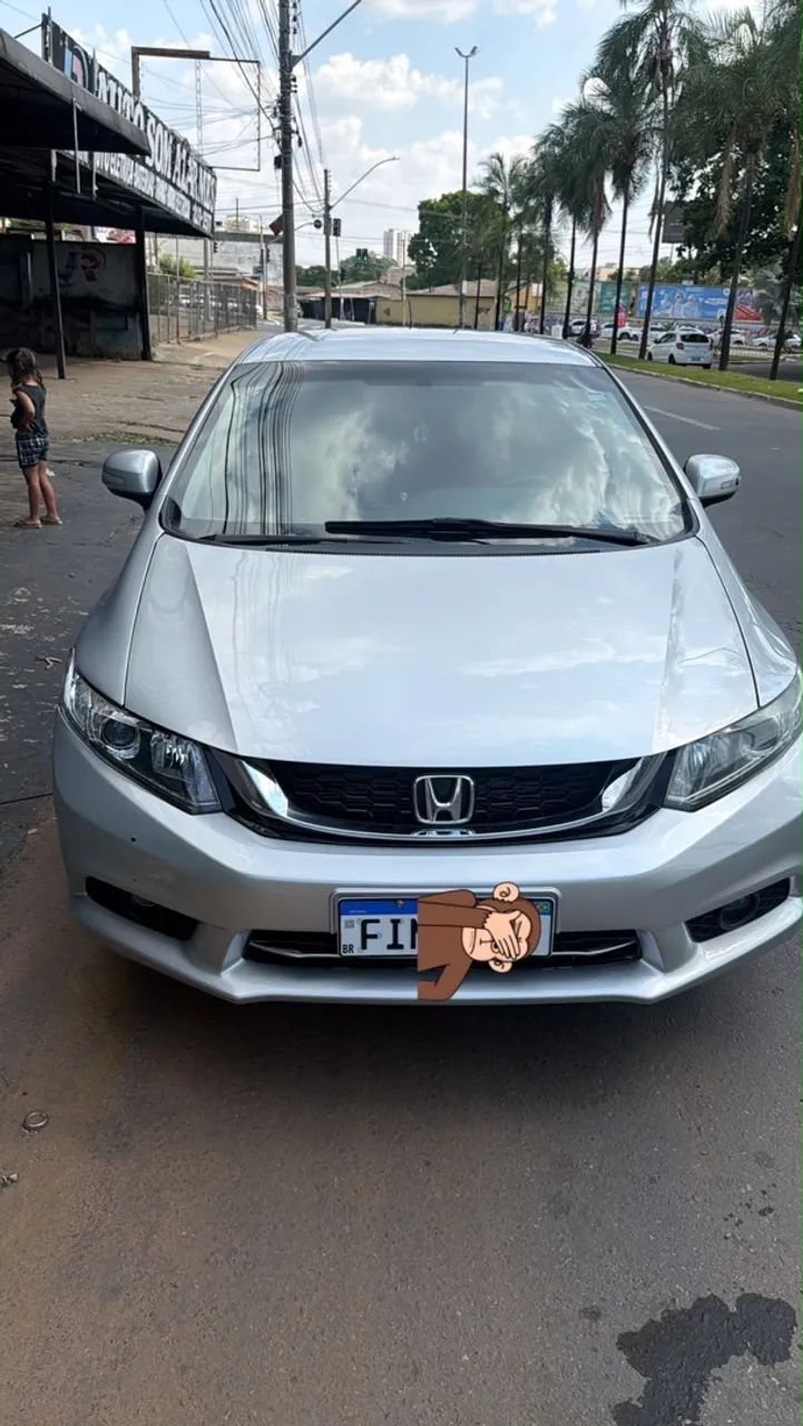 Honda Civic Civic Sedan LXR 2.0 Flexone 16V Aut. 4p 2015