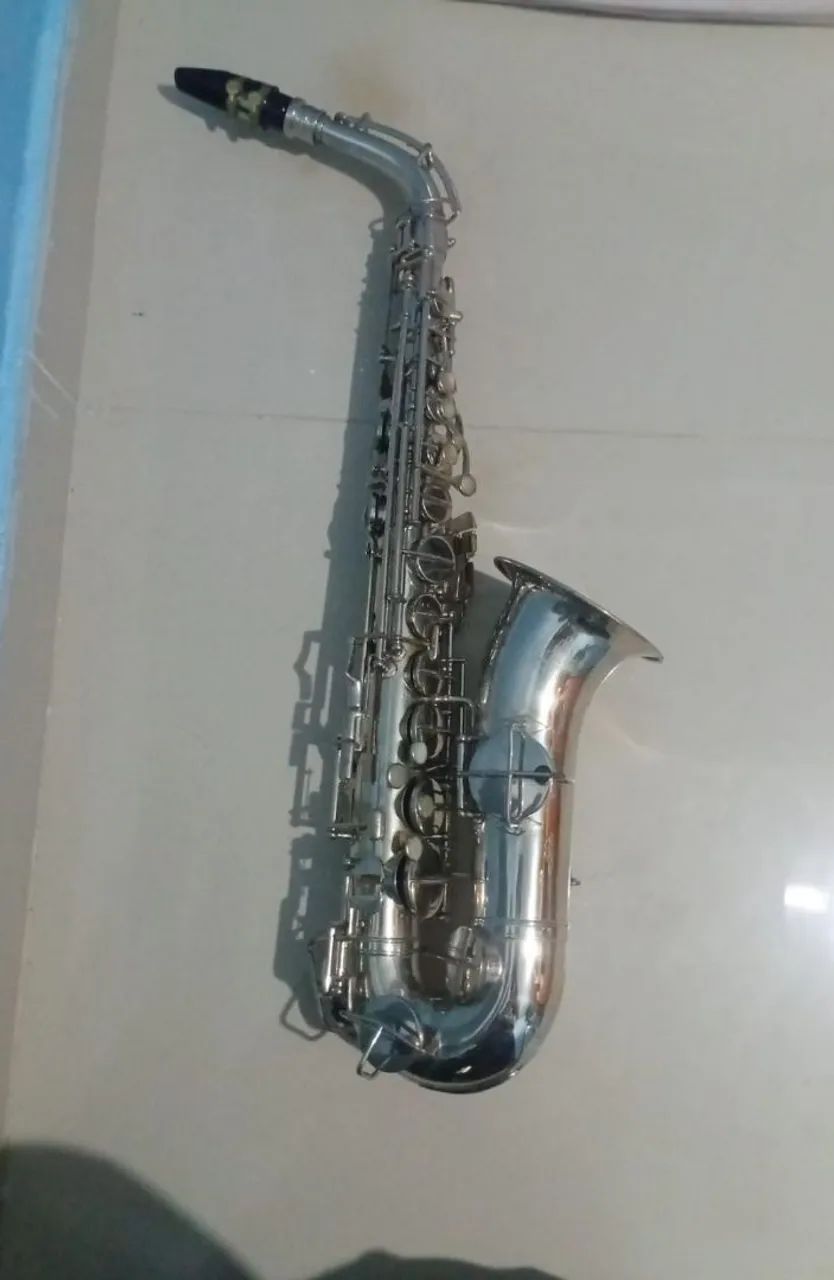 Saxofone Alto Weril Master Prateado