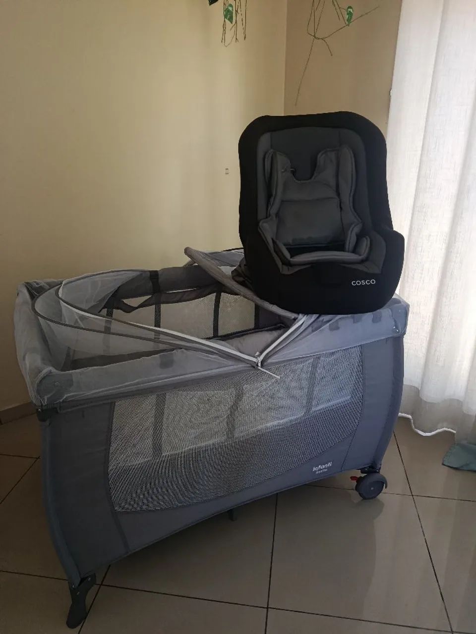 Berço infantil stelle + cadeirinha para carro 