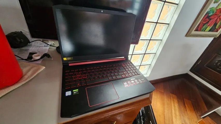 Notebook gamer + periféricos