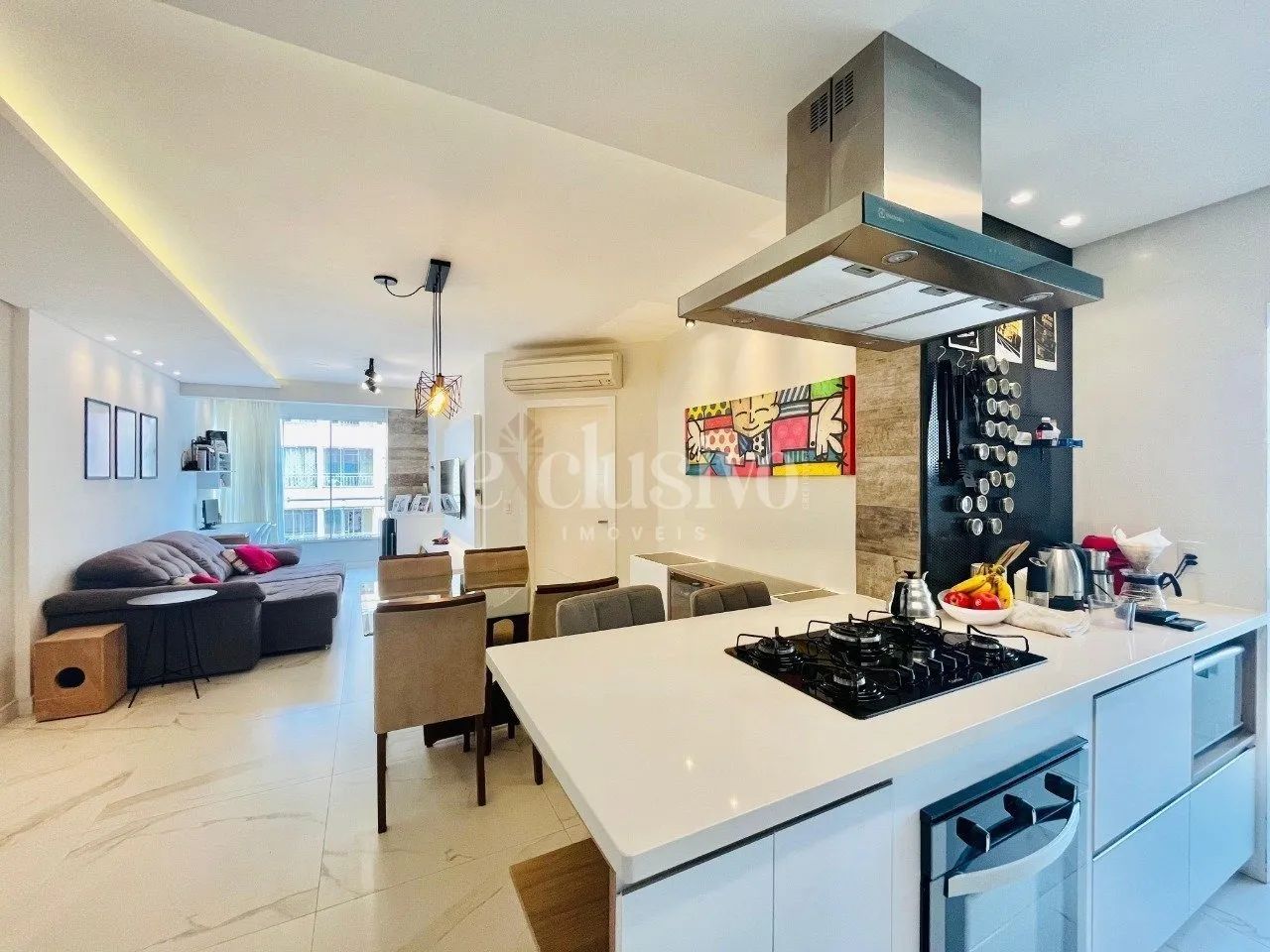 Apartamento 2 quartos na orla de Coqueiros - Foto 2