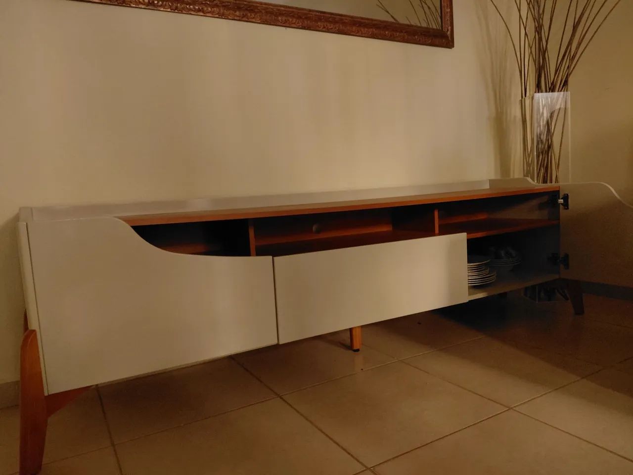 Rack para TV até 70 polegadas Studio 2 portas 1 gaveta Off White e Nature 222 cm