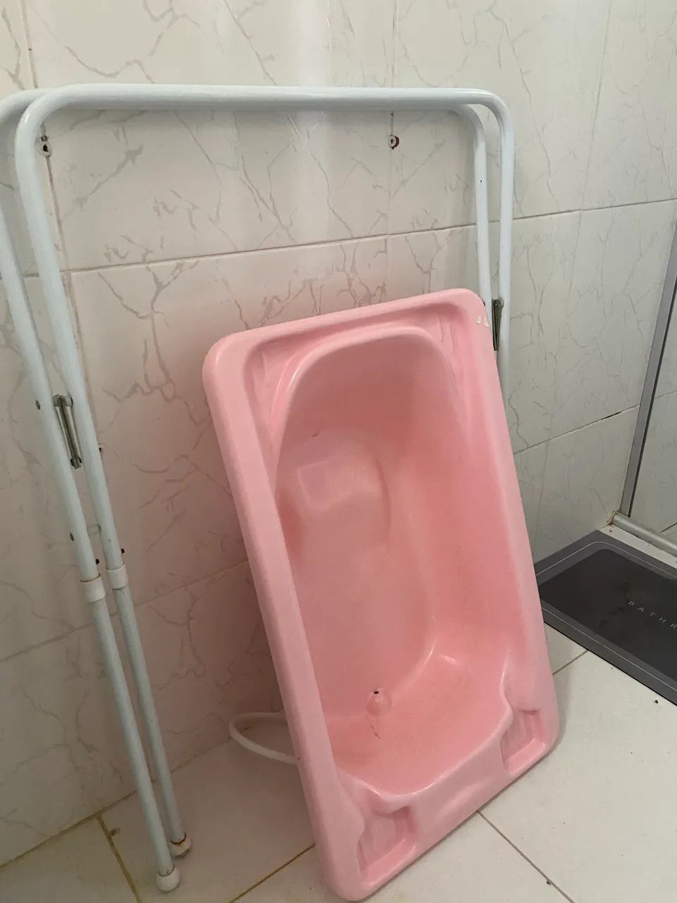 Vendo banheira de bebê 