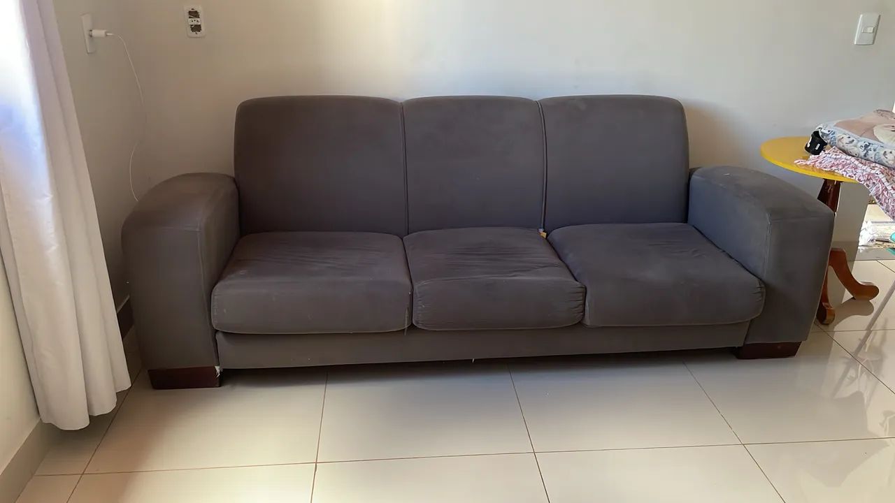 Sofá 3 lugares 