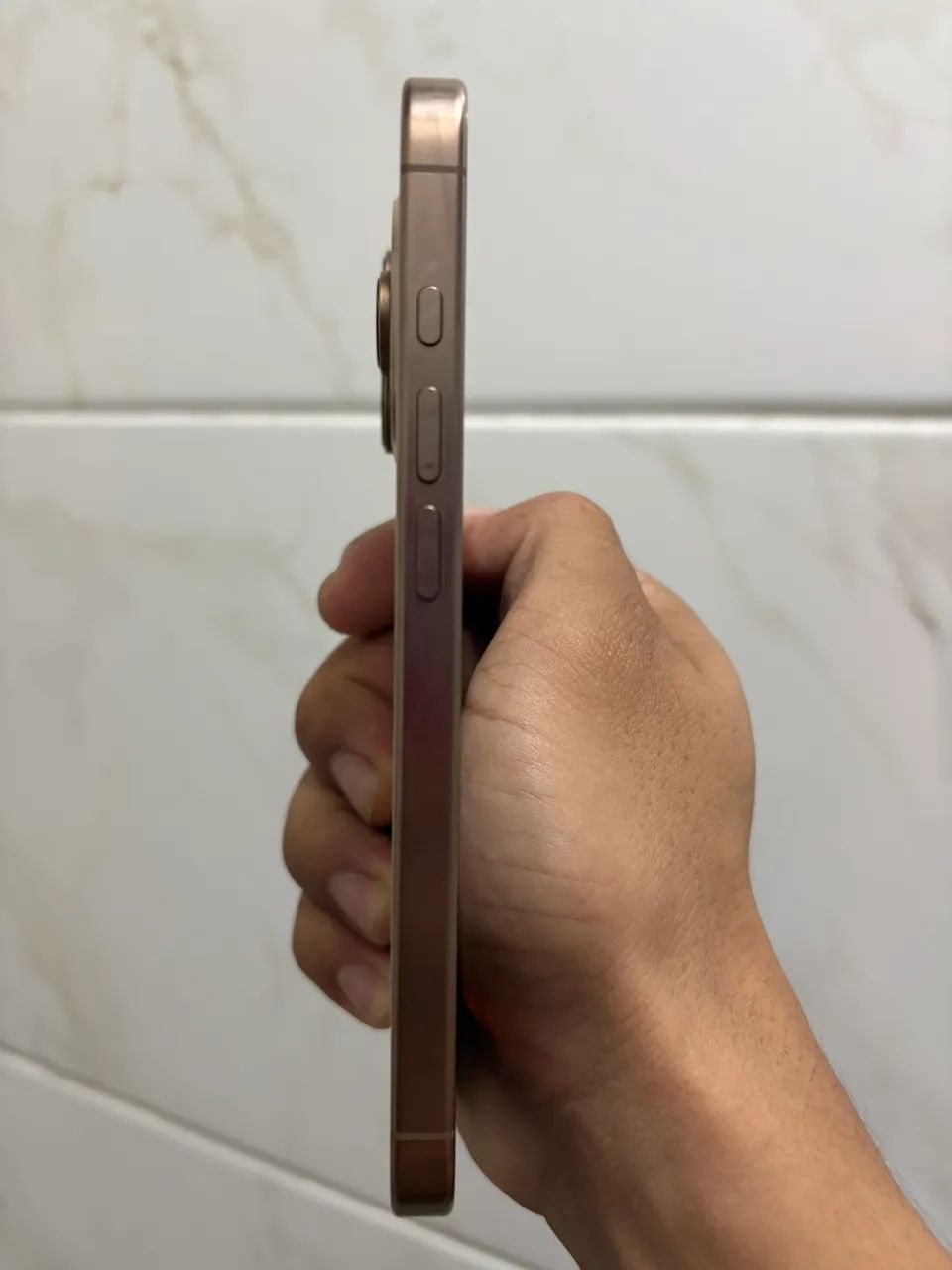 iphone 16 pro 128Gb Desert  - Foto 4