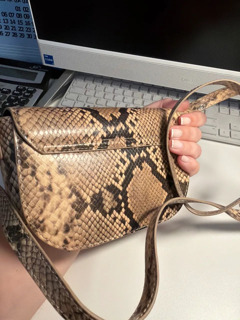 Bolsa Cobra Pull&bear França  - Foto 2