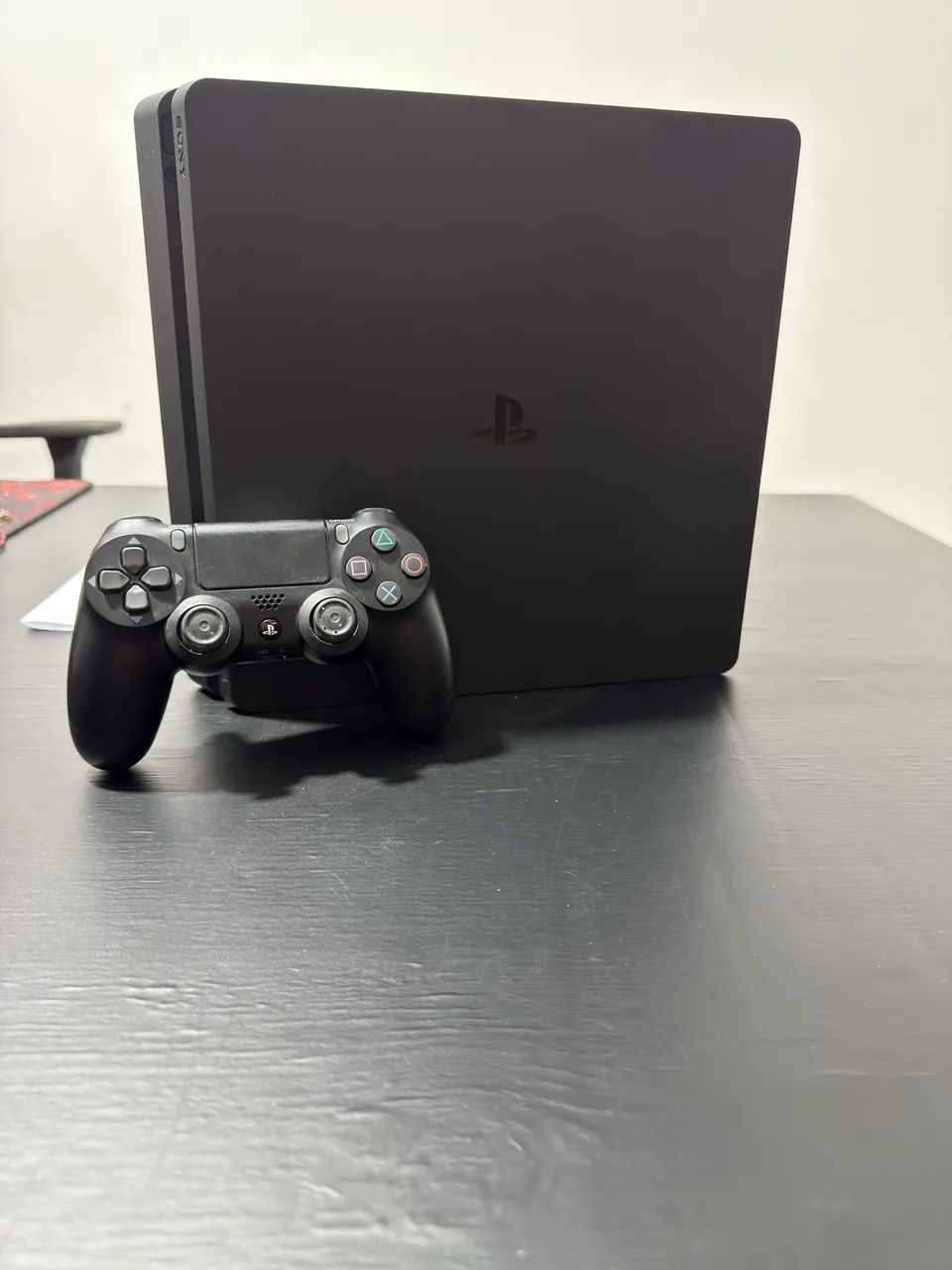 PS4 1TB ESTADO DE NOVO - Foto 5